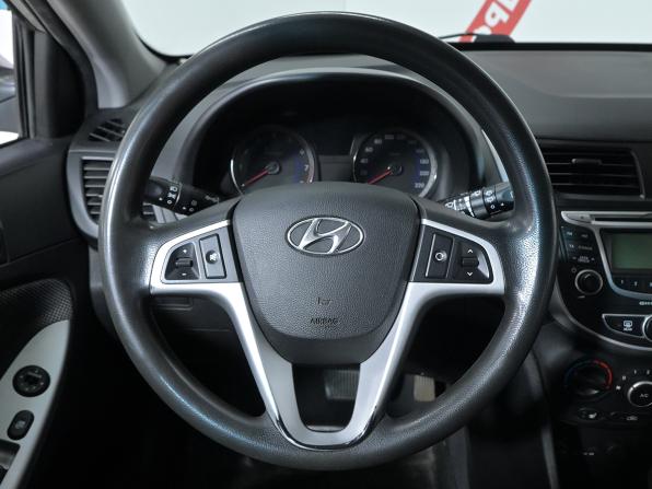 Hyundai Solaris I с пробегом 2012 года, цена 730 000 рублей, 302000 км, хэтчбек, Автокод Объявления