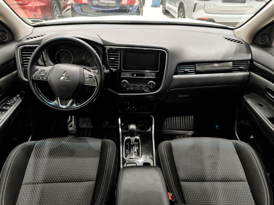Mitsubishi Outlander III Рестайлинг 3 Казань  - изображение 17
