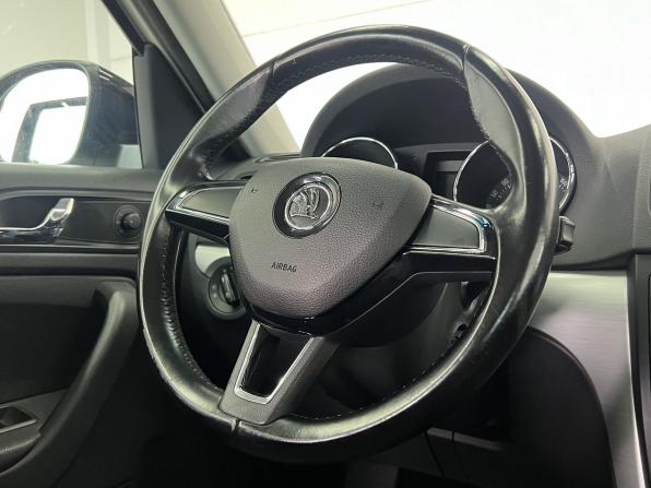Skoda Yeti I Рестайлинг с пробегом 2015 года, цена 1 199 000 рублей, 226664 км, внедорожник, Автокод Объявления
