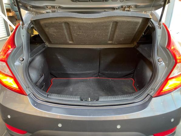 Hyundai Solaris I с пробегом 2012 года, цена 630 000 рублей, 162194 км, седан, Автокод Объявления