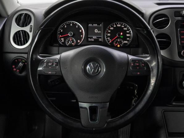 Volkswagen Tiguan I Рестайлинг с пробегом 2013 года, цена 1 770 000 рублей, 137701 км, внедорожник, Автокод Объявления