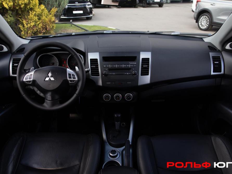 Mitsubishi Outlander II Москва  - изображение 11