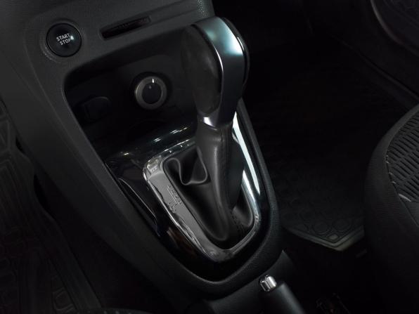 Renault Kaptur I с пробегом 2018 года, цена 1 349 999 рублей, 176255 км, внедорожник, Автокод Объявления