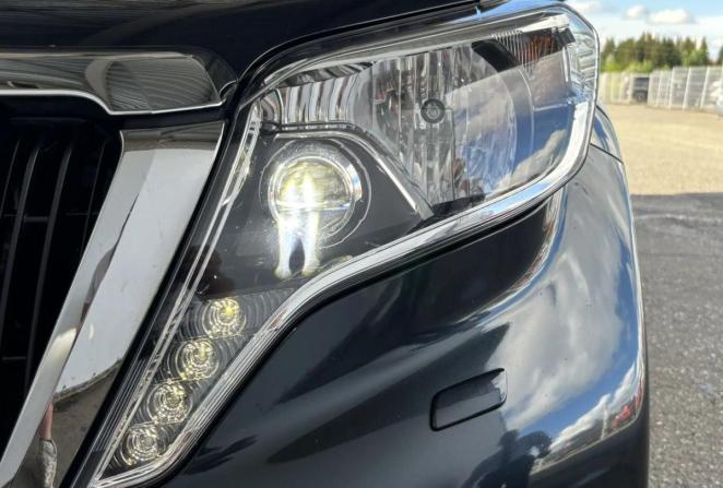 Toyota Land Cruiser Prado 150 Series Рестайлинг 1 с пробегом 2015 года, цена 4 078 000 рублей, 206302 км, внедорожник, Автокод Объявления
