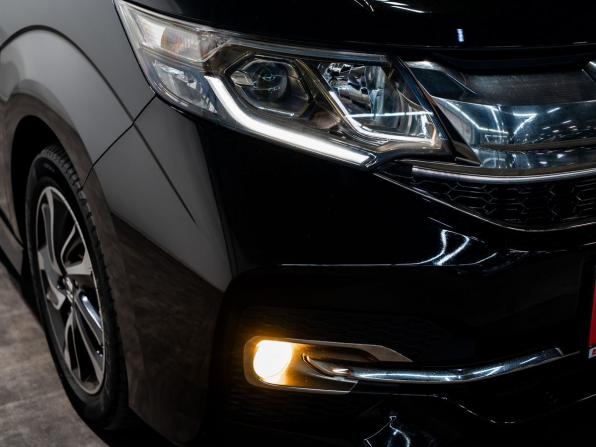 Honda Stepwgn V с пробегом 2017 года, цена 1 880 000 рублей, 110000 км, минивэн, Автокод Объявления