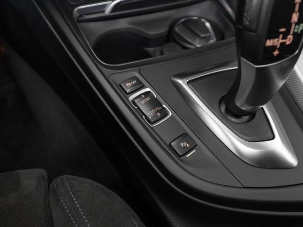 BMW 3 серии VI (F3x) Рестайлинг с пробегом 2016 года, цена 2 280 000 рублей, 165287 км, седан, Автокод Объявления