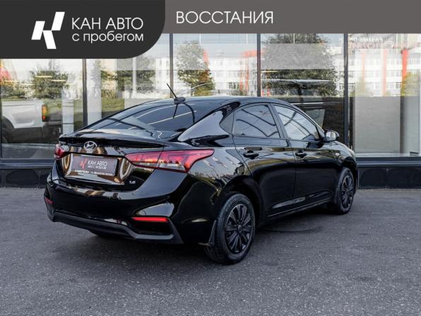 Hyundai Solaris II с пробегом 2017 года, цена 1 314 400 рублей, 117305 км, седан, Автокод Объявления