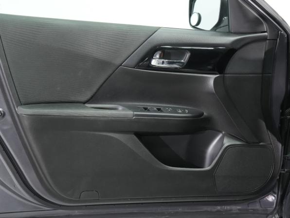 Honda Accord IX Рестайлинг с пробегом 2016 года, цена 1 810 000 рублей, 178000 км, седан, Автокод Объявления