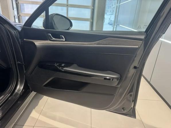 Kia K5 III с пробегом 2021 года, цена 2 199 000 рублей, 105043 км, седан, Автокод Объявления