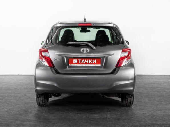 Toyota Vitz III (XP130) Рестайлинг с пробегом 2015 года, цена 749 500 рублей, 179996 км, хэтчбек, Автокод Объявления