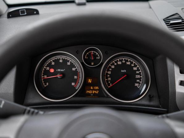 Opel Zafira B с пробегом 2007 года, цена 749 000 рублей, 140342 км, компактвэн, Автокод Объявления