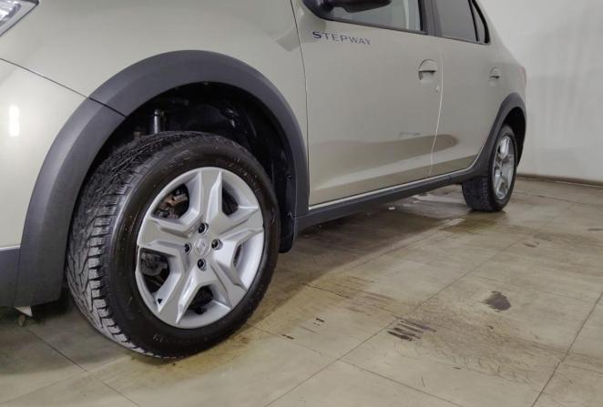 Renault Logan II Рестайлинг с пробегом 2021 года, цена 1 189 000 рублей, 99497 км, седан, Автокод Объявления