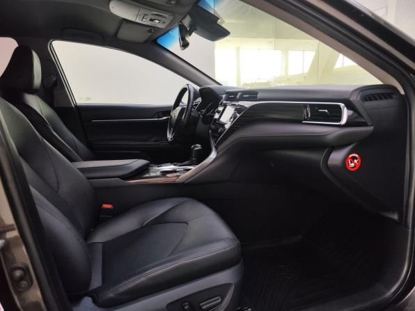 Toyota Camry VIII (XV70) с пробегом 2018 года, цена 2 520 000 рублей, 106233 км, седан, Автокод Объявления