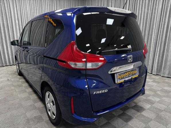 Honda Freed II с пробегом 2018 года, цена 1 600 000 рублей, 157574 км, компактвэн, Автокод Объявления