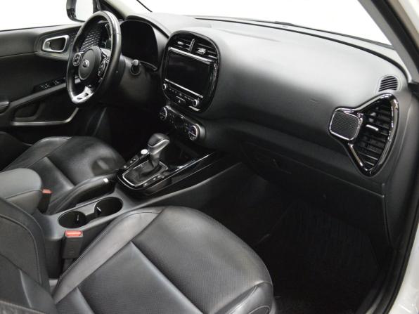Kia Soul III с пробегом 2020 года, цена 2 349 000 рублей, 54000 км, хэтчбек, Автокод Объявления