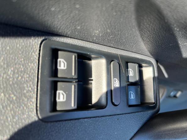 Volkswagen Polo V Рестайлинг с пробегом 2016 года, цена 985 000 рублей, 147569 км, седан, Автокод Объявления
