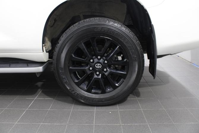 Toyota Land Cruiser Prado 150 Series Рестайлинг 2 с пробегом 2020 года, цена 6 900 000 рублей, 37815 км, внедорожник, Автокод Объявления