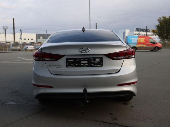 Hyundai Elantra VI (AD) с пробегом 2017 года, цена 1 300 000 рублей, 142299 км, седан, Автокод Объявления