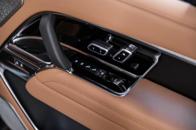 Новый Land Rover Range Rover V 2026 года, цена 23 650 000 рублей, внедорожник, Автокод Объявления