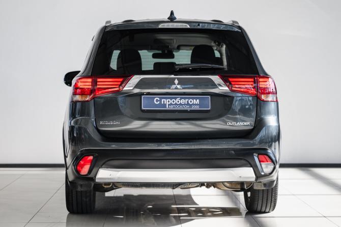 Mitsubishi Outlander III Рестайлинг 2 с пробегом 2018 года, цена 1 980 000 рублей, 91213 км, внедорожник, Автокод Объявления