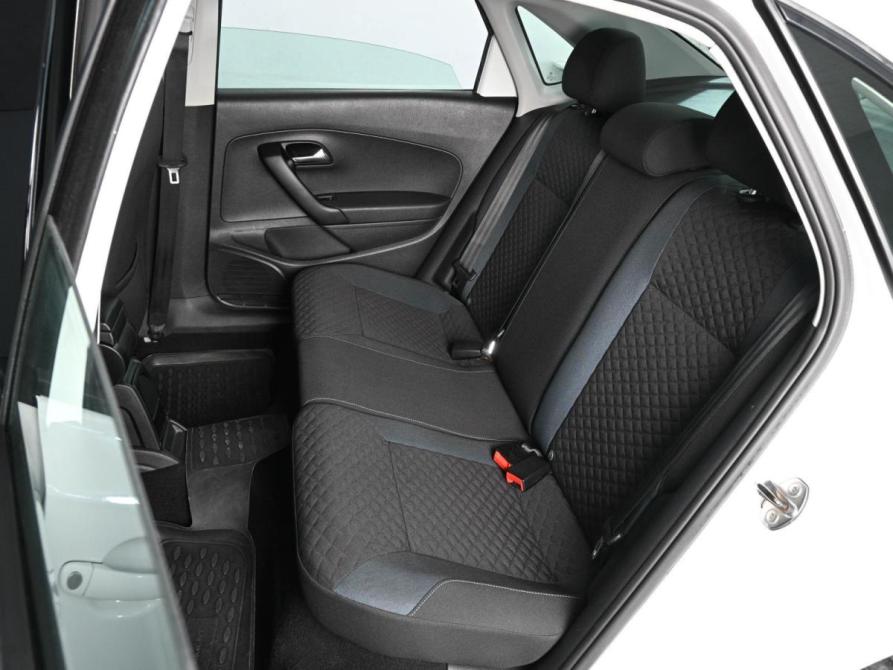 Volkswagen Polo V Рестайлинг Ростов-на-Дону  - изображение 9