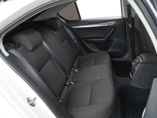 Skoda Octavia III (A7) Рестайлинг с пробегом 2019 года, цена 1 219 090 рублей, 171166 км, лифтбек, Автокод Объявления