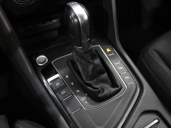 Volkswagen Tiguan II с пробегом 2019 года, цена 2 349 000 рублей, 144674 км, внедорожник, Автокод Объявления