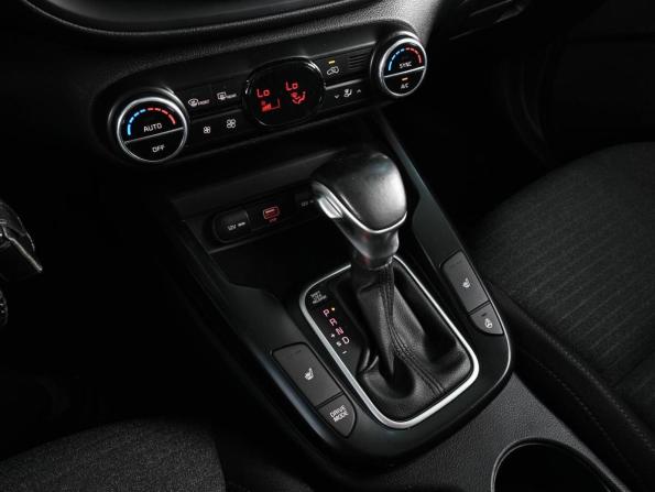 Kia Soul III с пробегом 2020 года, цена 2 099 000 рублей, 62434 км, хэтчбек, Автокод Объявления