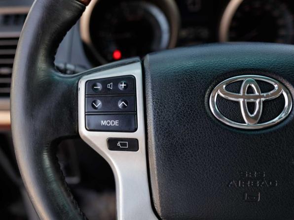 Toyota Land Cruiser Prado 150 Series с пробегом 2010 года, цена 3 250 000 рублей, 230360 км, внедорожник, Автокод Объявления
