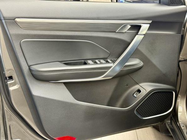 Geely Atlas Pro с пробегом 2024 года, цена 2 350 000 рублей, 18525 км, внедорожник, Автокод Объявления