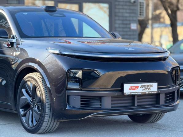 Li Auto (Lixiang) L9 I с пробегом 2024 года, цена 6 990 000 рублей, 9700 км, внедорожник, Автокод Объявления