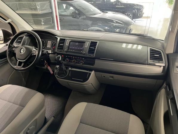 Volkswagen Multivan T6 с пробегом 2015 года, цена 2 860 000 рублей, 175974 км, минивэн, Автокод Объявления