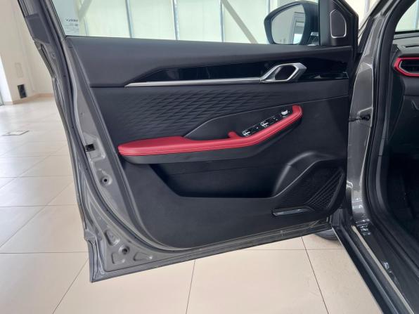 Geely Coolray I Рестайлинг с пробегом 2024 года, цена 2 250 000 рублей, 39050 км, внедорожник, Автокод Объявления