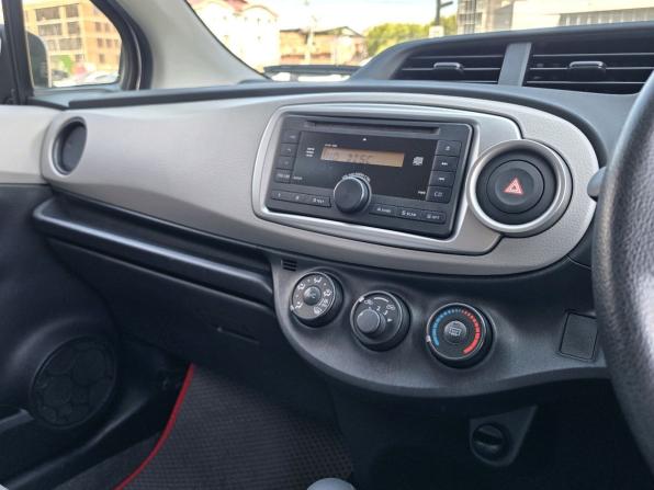 Toyota Vitz III (XP130) с пробегом 2013 года, цена 803 000 рублей, 149517 км, хэтчбек, Автокод Объявления