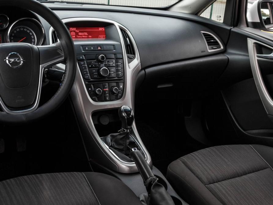 Opel Astra J Уфа  - изображение 9