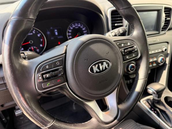 Kia Sportage IV с пробегом 2017 года, цена 1 899 000 рублей, 101500 км, внедорожник, Автокод Объявления