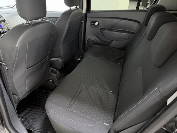 Renault Sandero II с пробегом 2015 года, цена 690 000 рублей, 227696 км, хэтчбек, Автокод Объявления