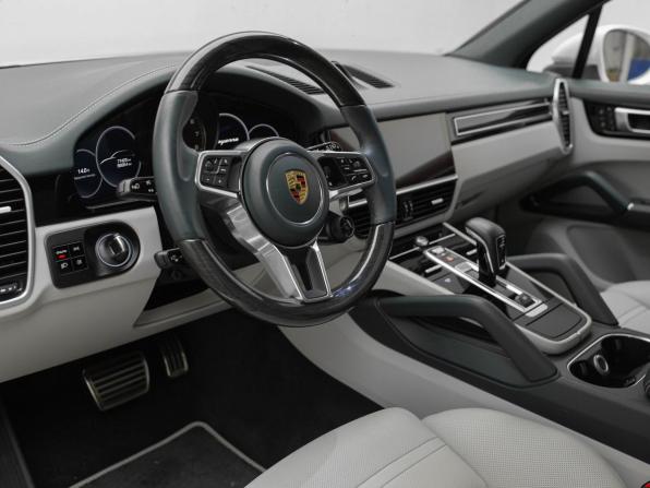 Porsche Cayenne III с пробегом 2019 года, цена 7 690 000 рублей, 77423 км, внедорожник, Автокод Объявления