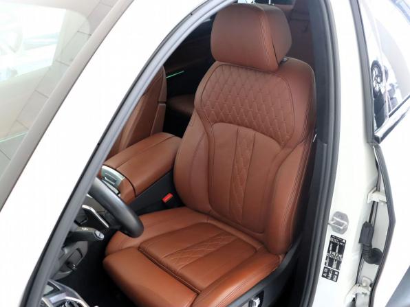 BMW X7 I (G07) Рестайлинг с пробегом 2023 года, цена 13 500 000 рублей, 39100 км, внедорожник, Автокод Объявления