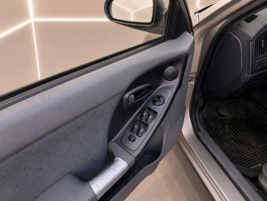 Hyundai Elantra III (XD2) Рестайлинг Челябинск  - изображение 4
