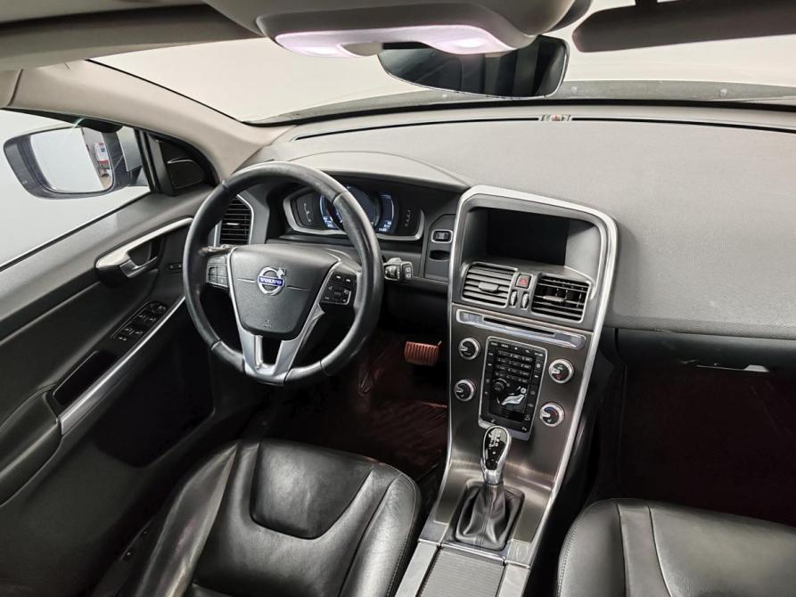 Volvo XC60 I Рестайлинг Москва  - изображение 11