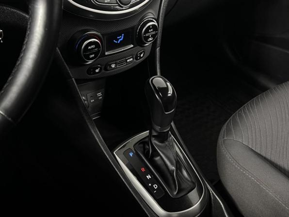 Hyundai Solaris I Рестайлинг с пробегом 2014 года, цена 1 035 200 рублей, 69433 км, седан, Автокод Объявления
