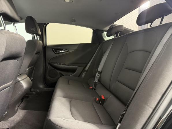 Chevrolet Malibu IX Рестайлинг с пробегом 2021 года, цена 1 559 000 рублей, 106000 км, седан, Автокод Объявления