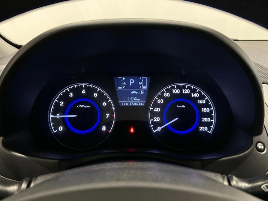 Hyundai Solaris I Рестайлинг Санкт-Петербург  - изображение 23