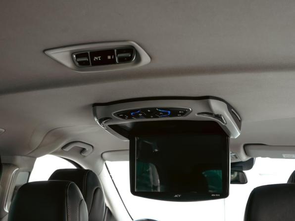 Mercedes-Benz V-Класс III (W447) с пробегом 2014 года, цена 2 948 000 рублей, 233317 км, минивэн, Автокод Объявления