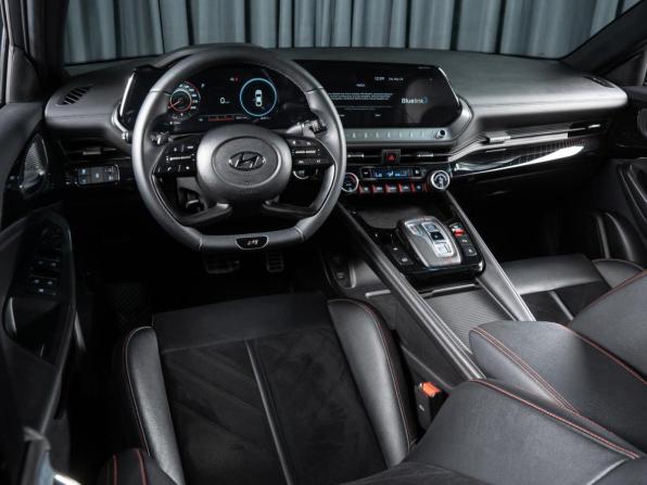 Hyundai Lafesta I Рестайлинг с пробегом 2023 года, цена 2 989 000 рублей, 20371 км, седан, Автокод Объявления