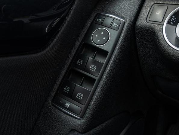 Mercedes-Benz C-Класс III (W204) с пробегом 2010 года, цена 955 000 рублей, 219895 км, седан, Автокод Объявления