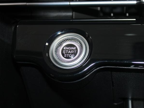 Omoda C5 I с пробегом 2023 года, цена 1 799 900 рублей, 73582 км, внедорожник, Автокод Объявления