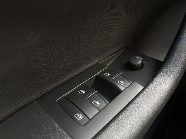 Audi A3 II (8P) Рестайлинг 2 с пробегом 2009 года, цена 595 000 рублей, 292744 км, хэтчбек, Автокод Объявления