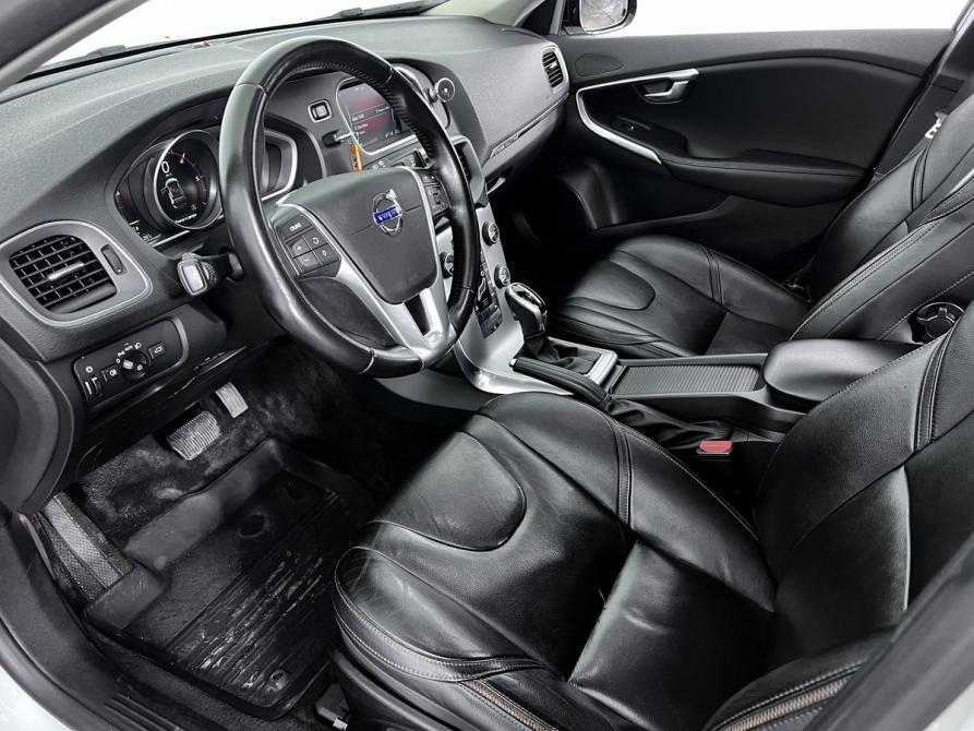 Volvo V40 Cross Country I Рестайлинг Калининград  - изображение 9